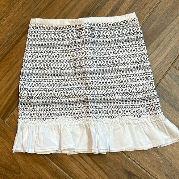 Chelsea & Violet Dresses & Skirts - Chelsea and Violet skirt, white, medium